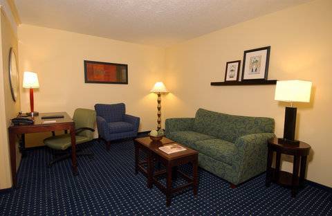 Springhill Airport Hotel 3*
