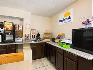Days North Motel 2*