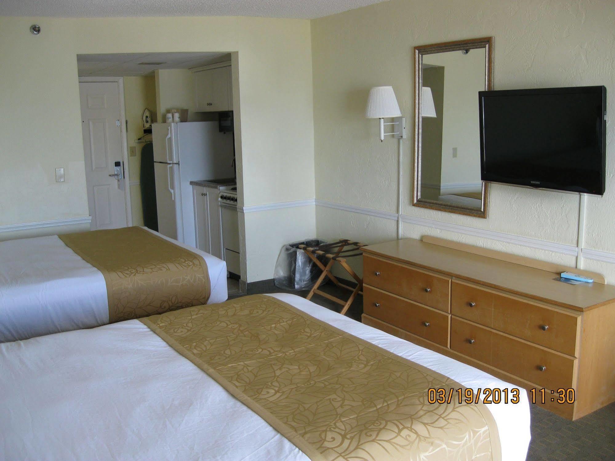 Hotel Days By Wyndham Daytona Oceanfront