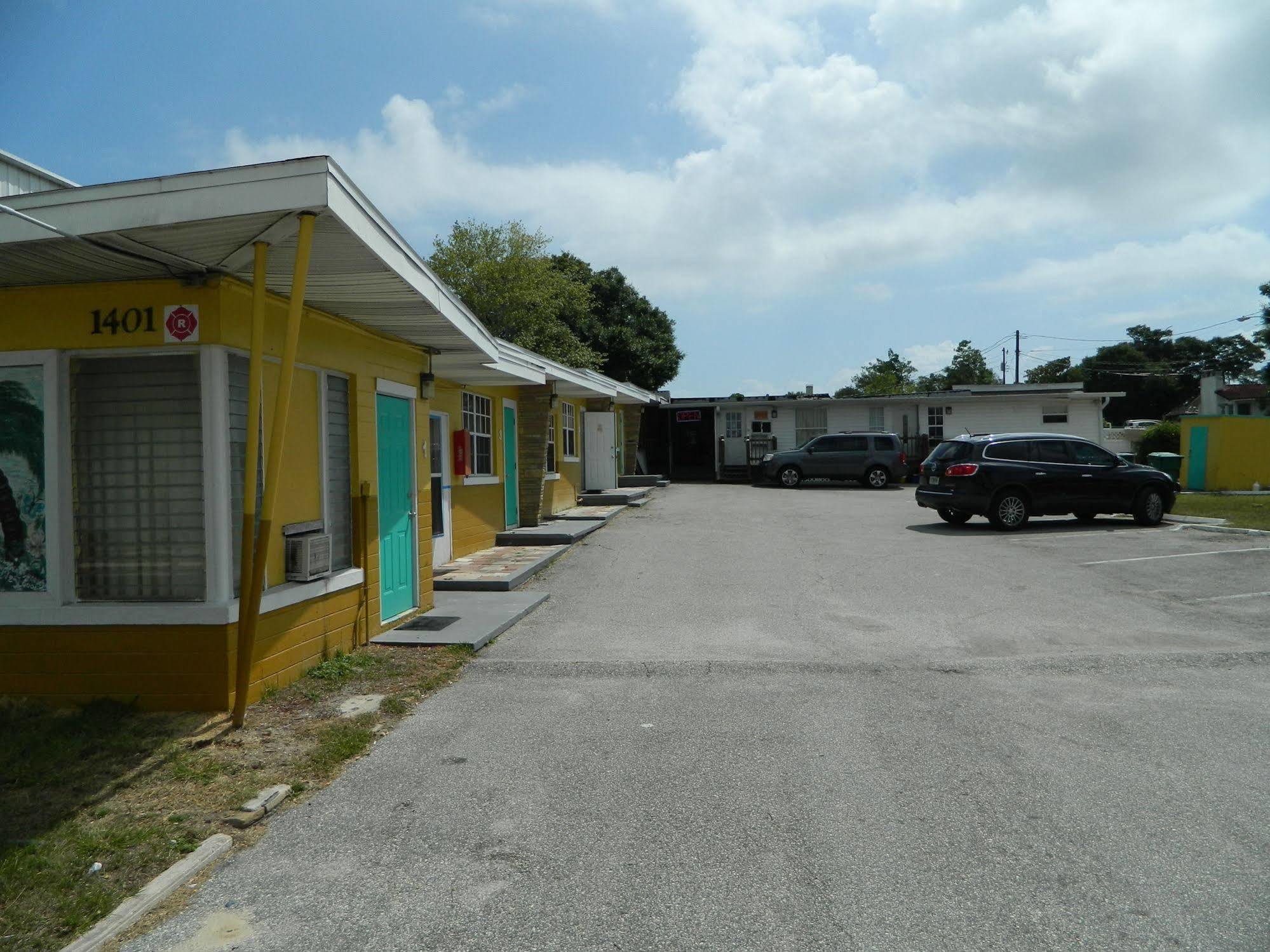 Hotel Tropizar Holly Hill