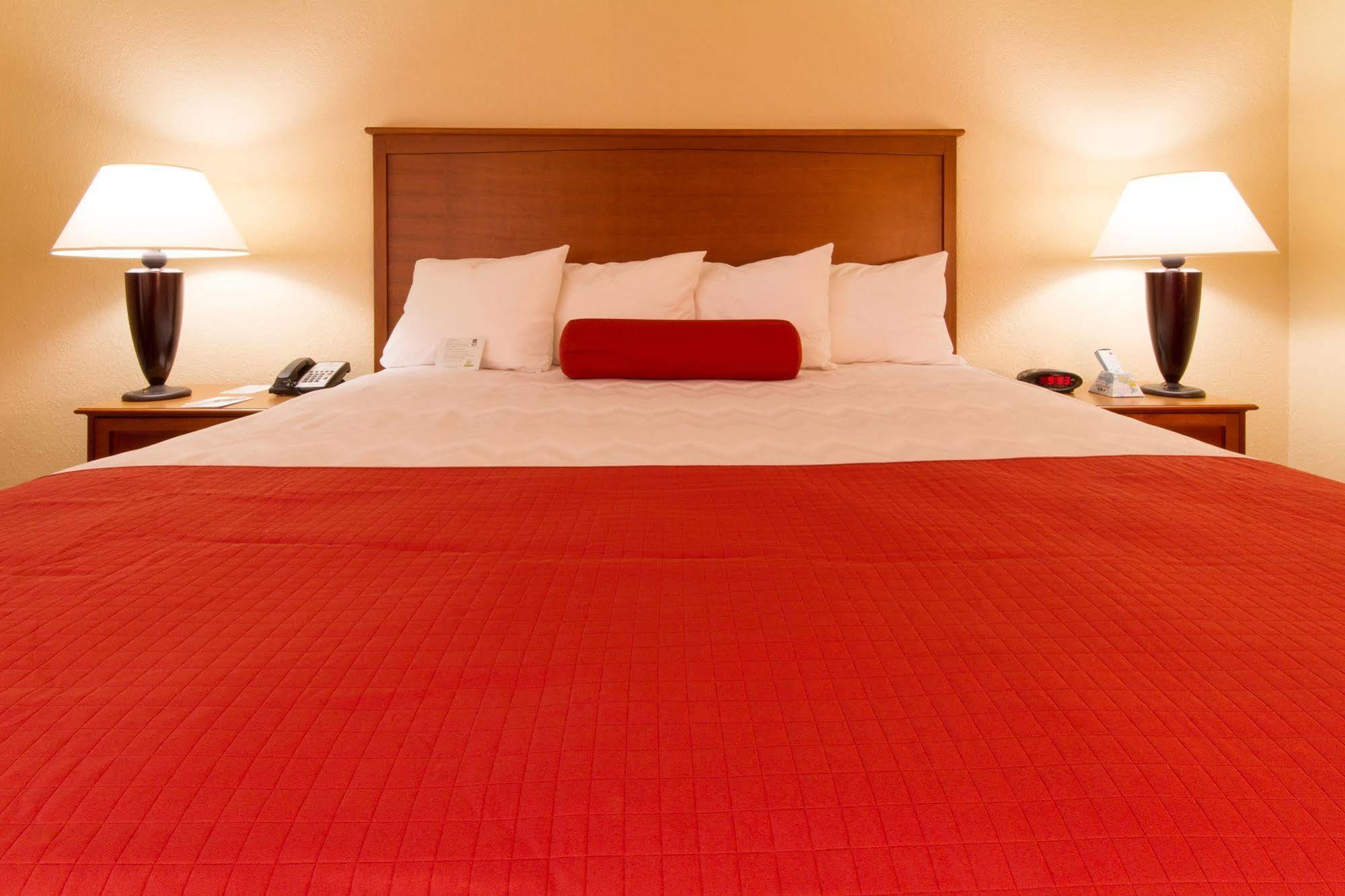 Western International Speedway Hotel