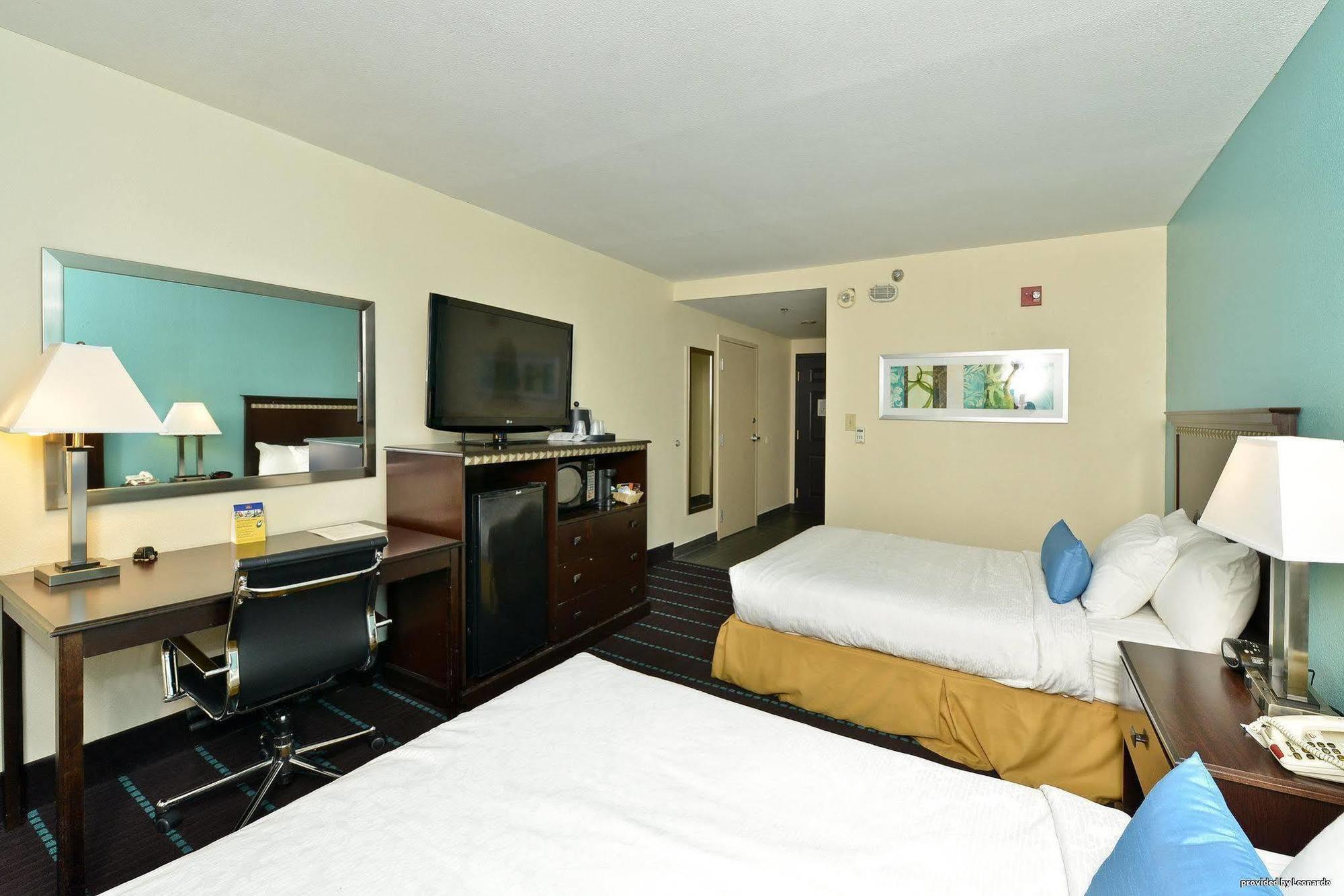 Western Airport/lake Mary Hotel 3*