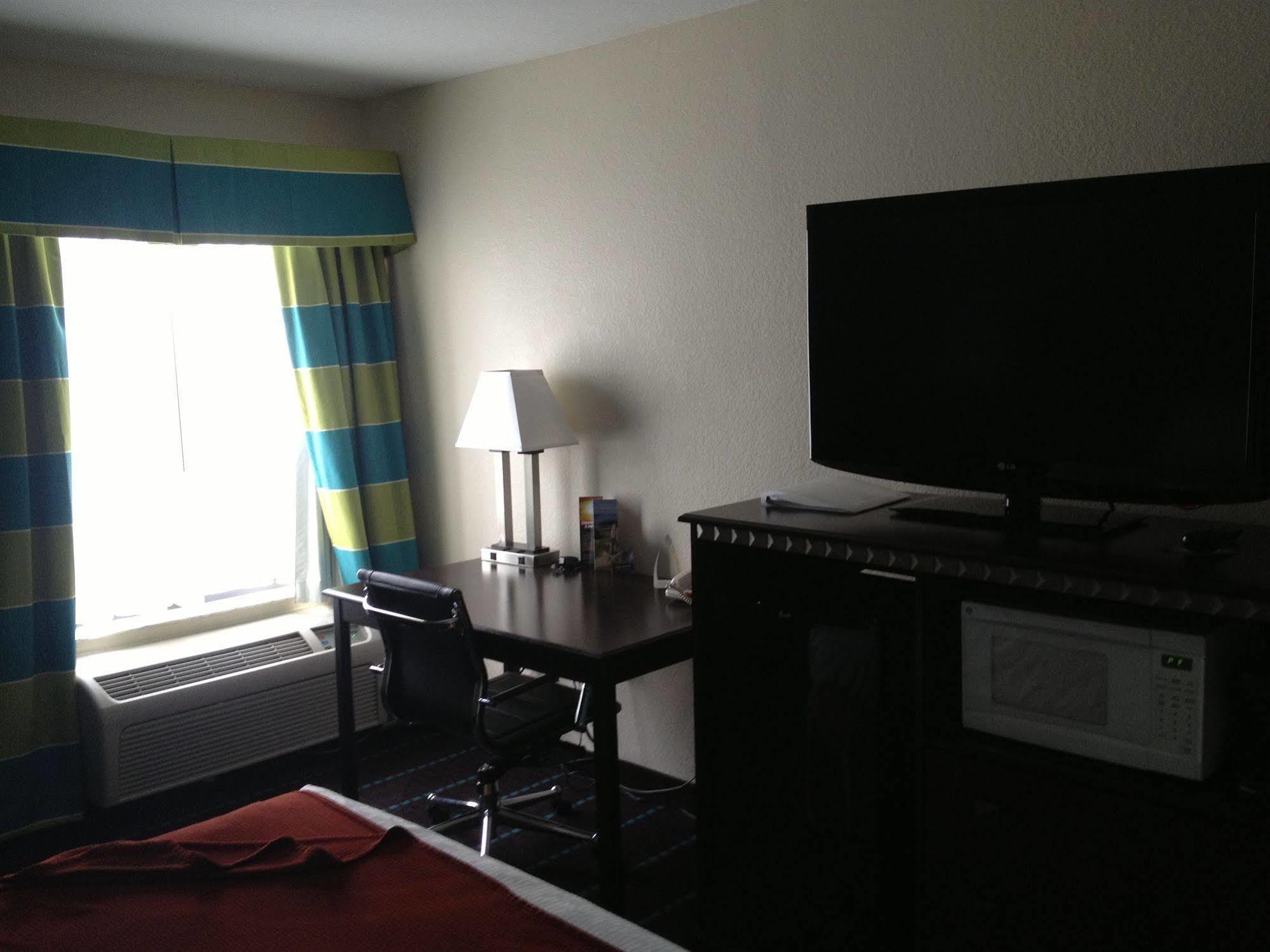 Hotel Western Airport/lake Mary 3*