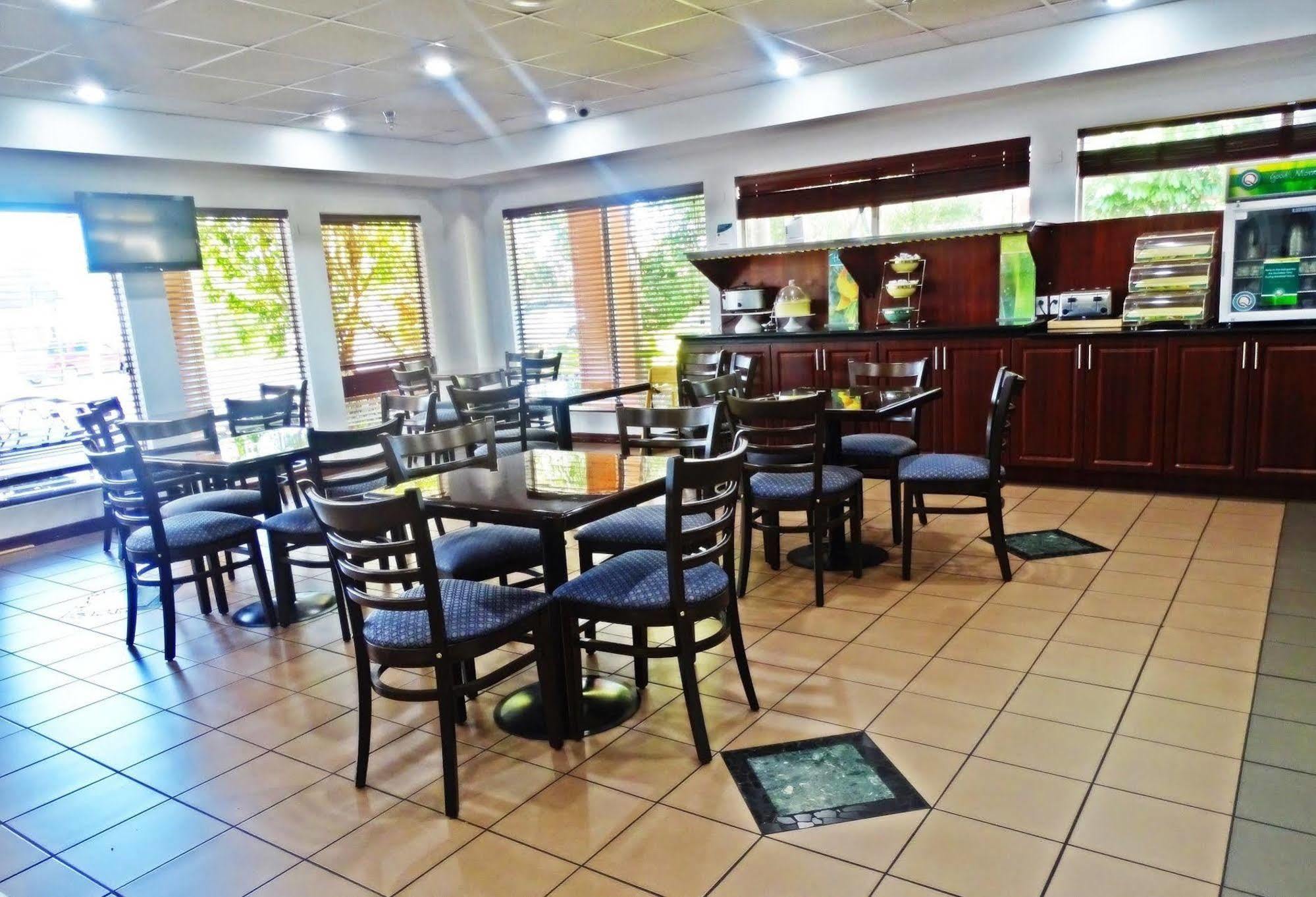 Quality North Near Lido Key Inn