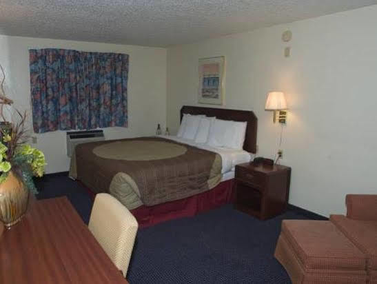 Motel The At Pensacola