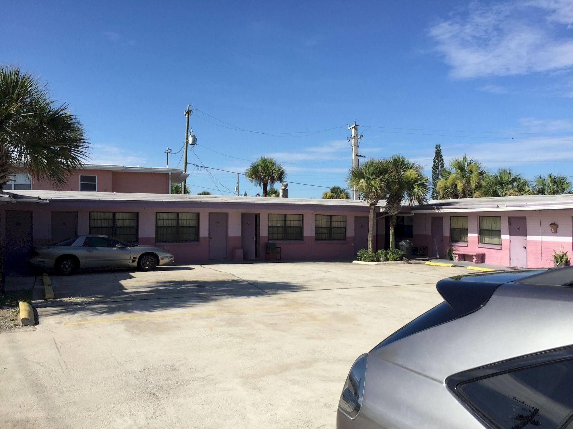 Ocean Holiday Motel Daytona Beach