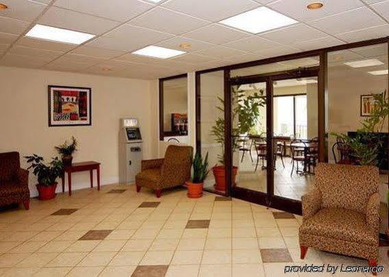 Quality At Eglin Afb Inn 2*
