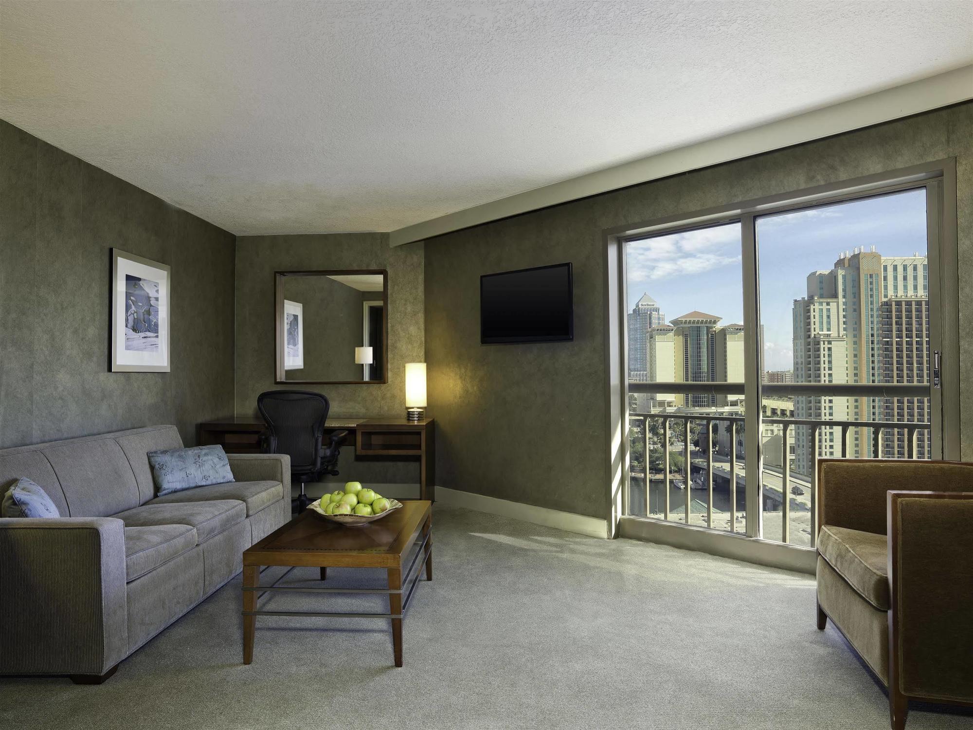 The Westin Waterside Hotel 4*