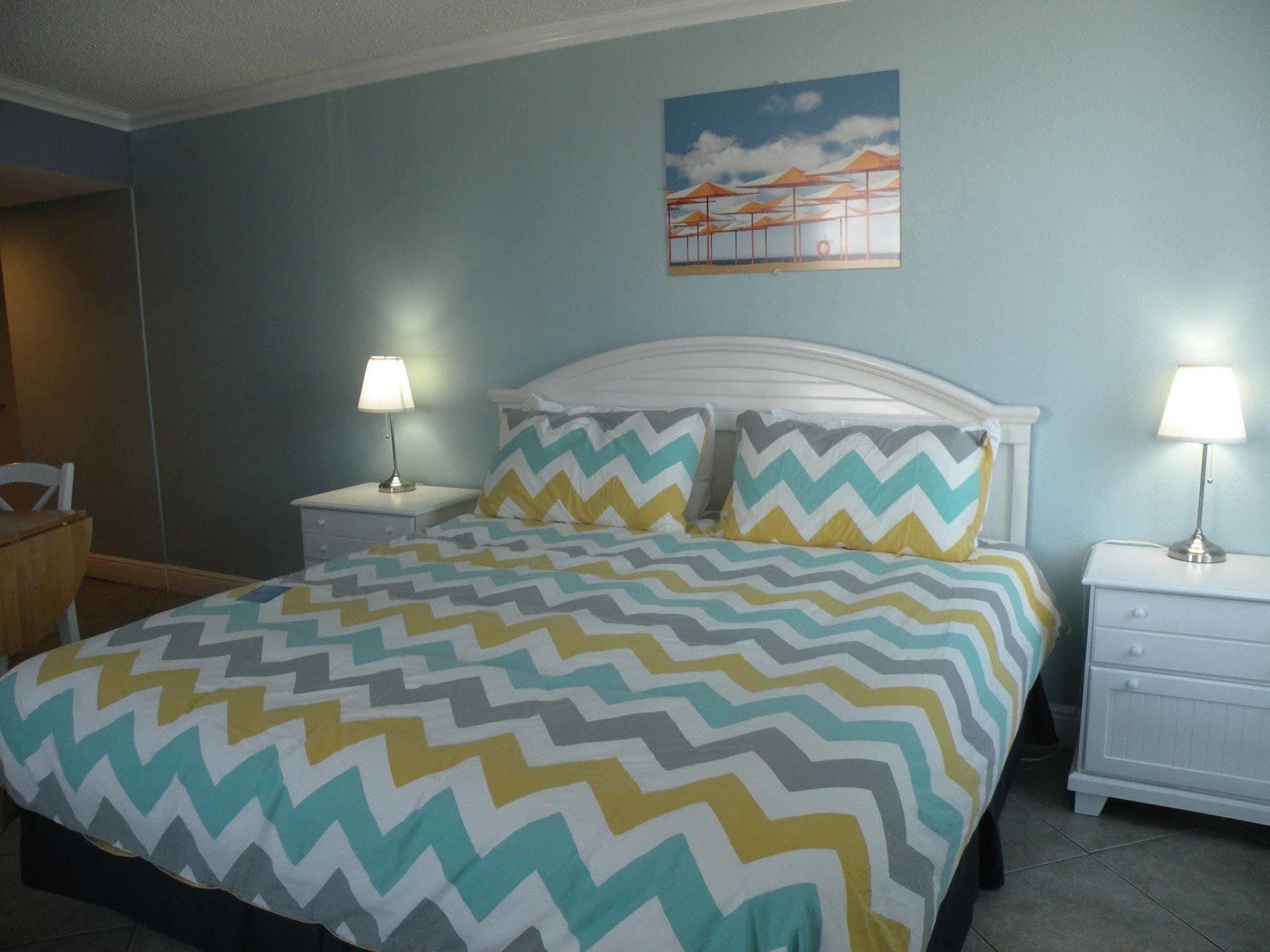 Pelican Pointe Clearwater Motel 3*