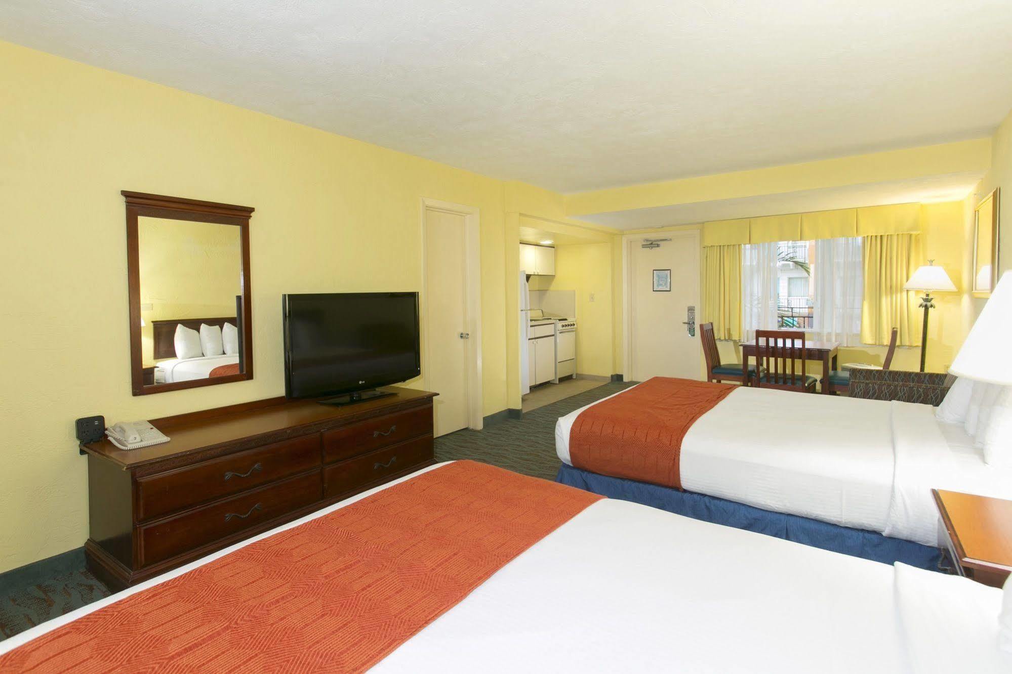 Resort Perry's Ocean-edge