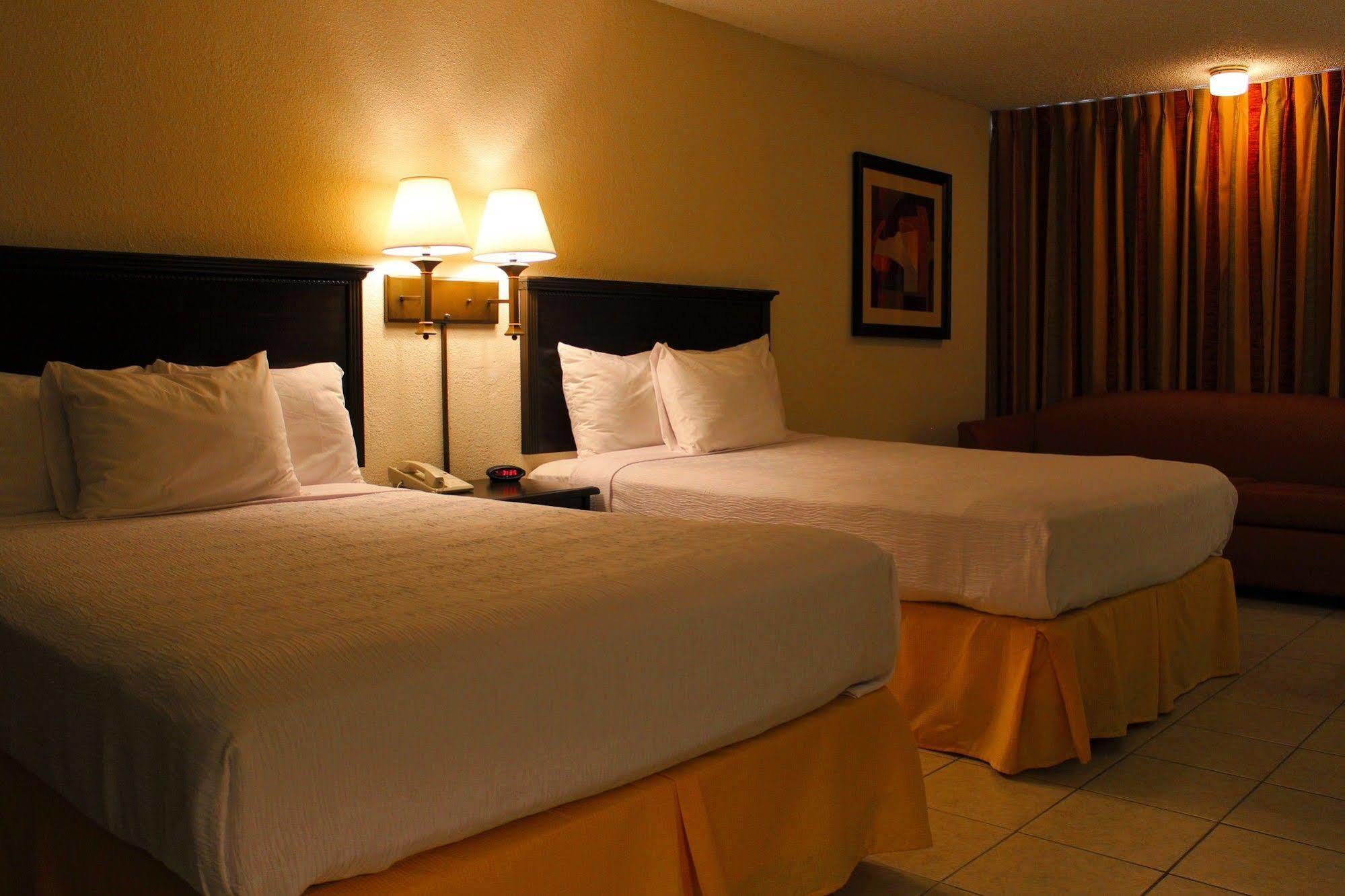 Champions World Resort 3*