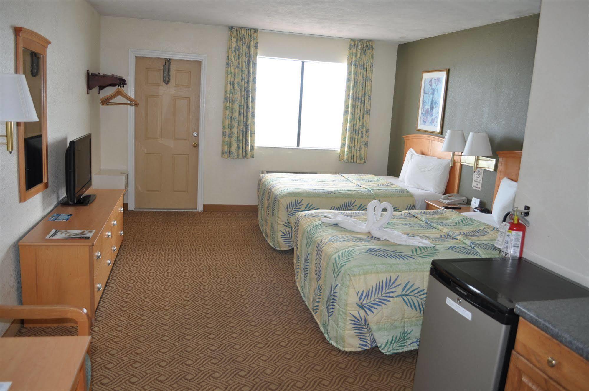 Super 8 Oceanfront 2* Daytona Beach