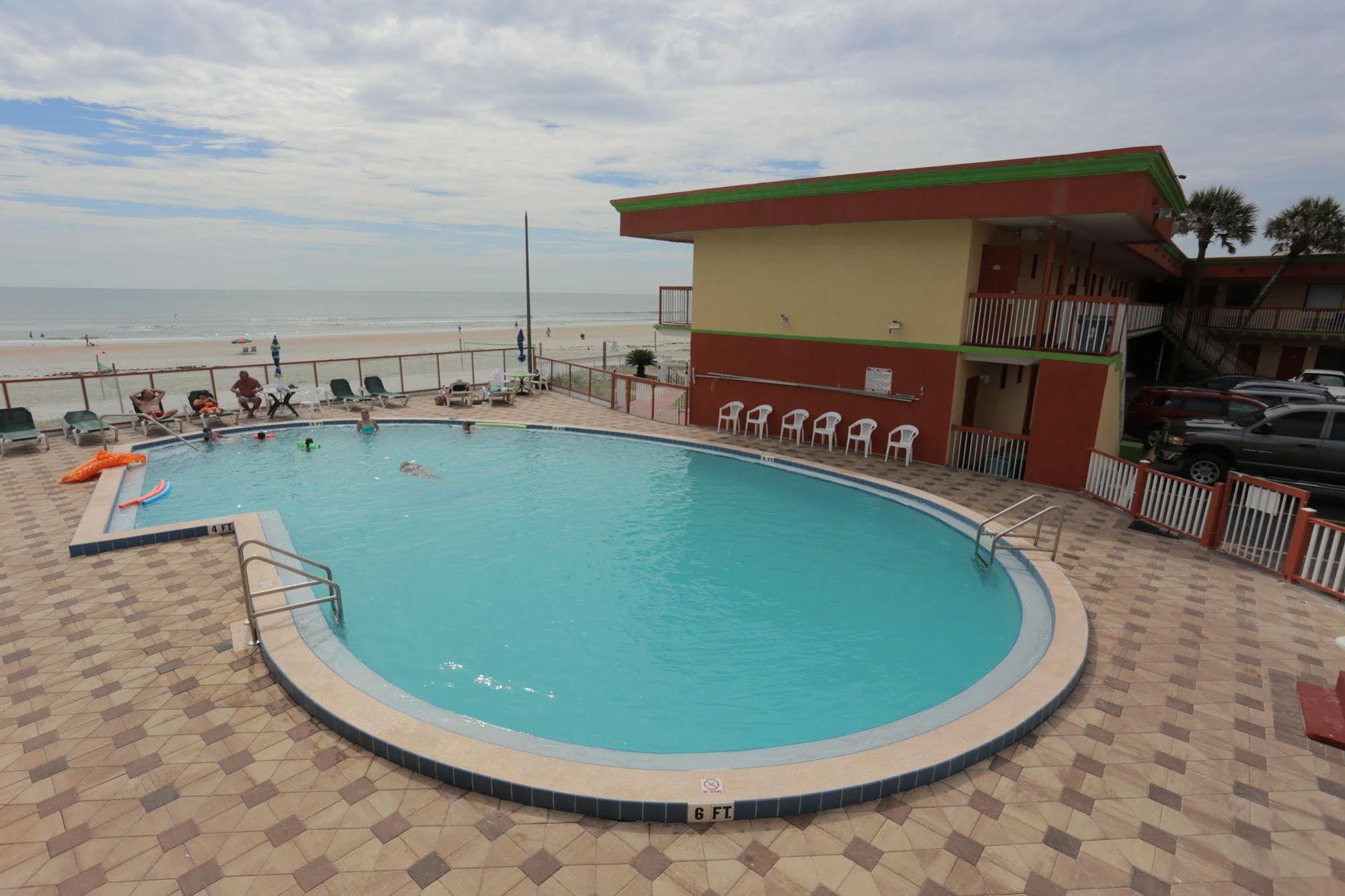 Super 8 Oceanfront