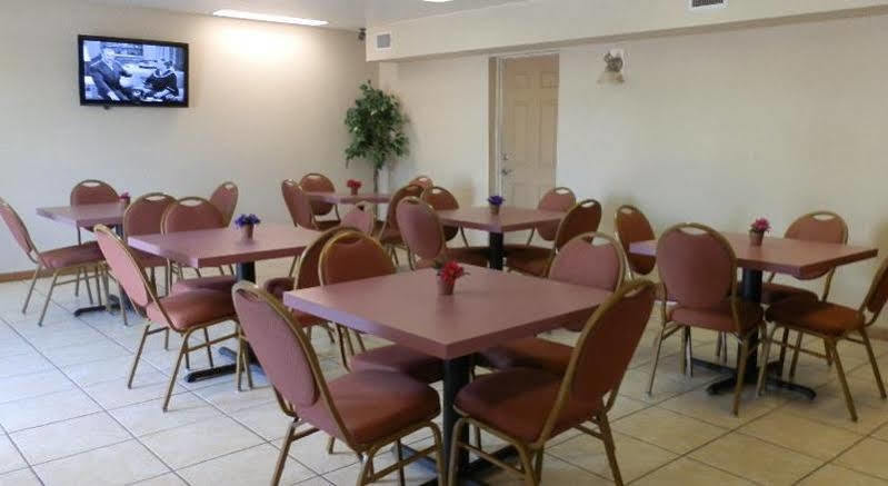 Super 8 Oceanfront 2* Daytona Beach