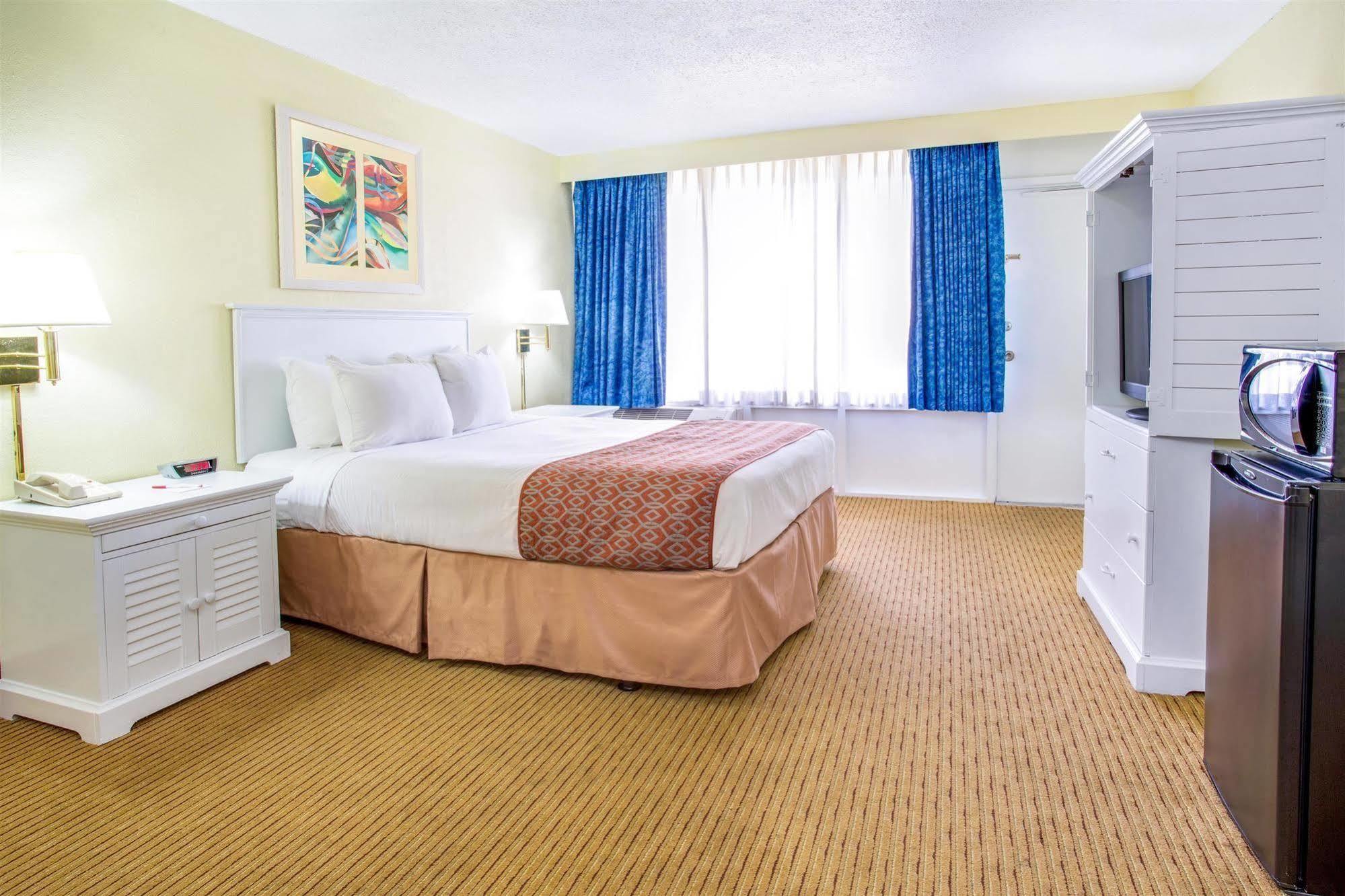 Ramada Downtown