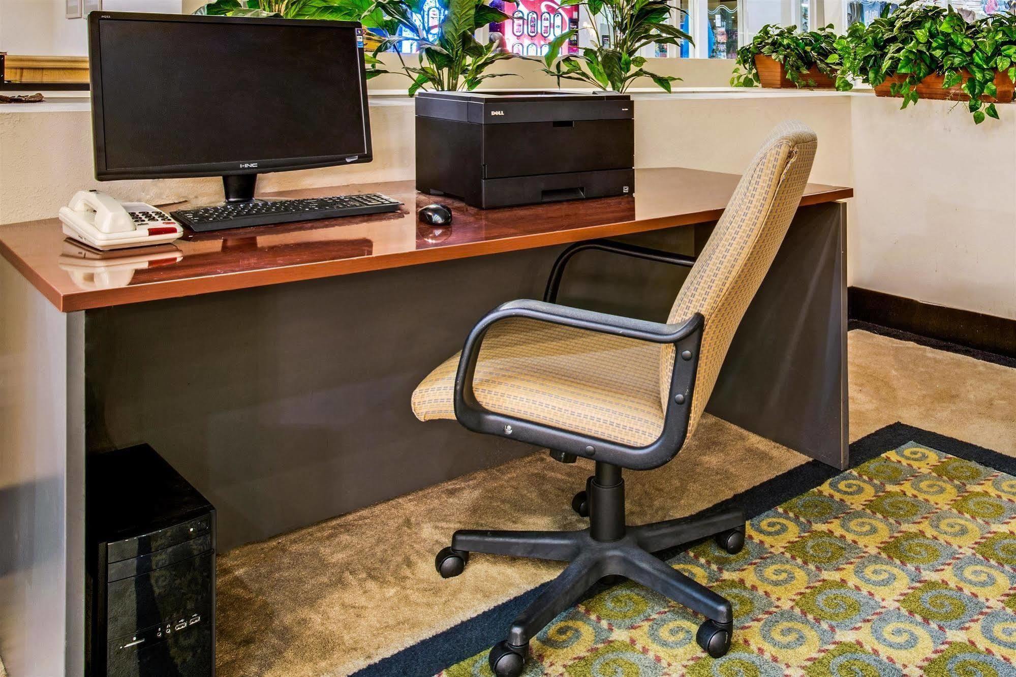 Ramada Downtown 2* Orlando