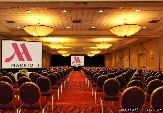 Marriott Westshore Hotel 3*