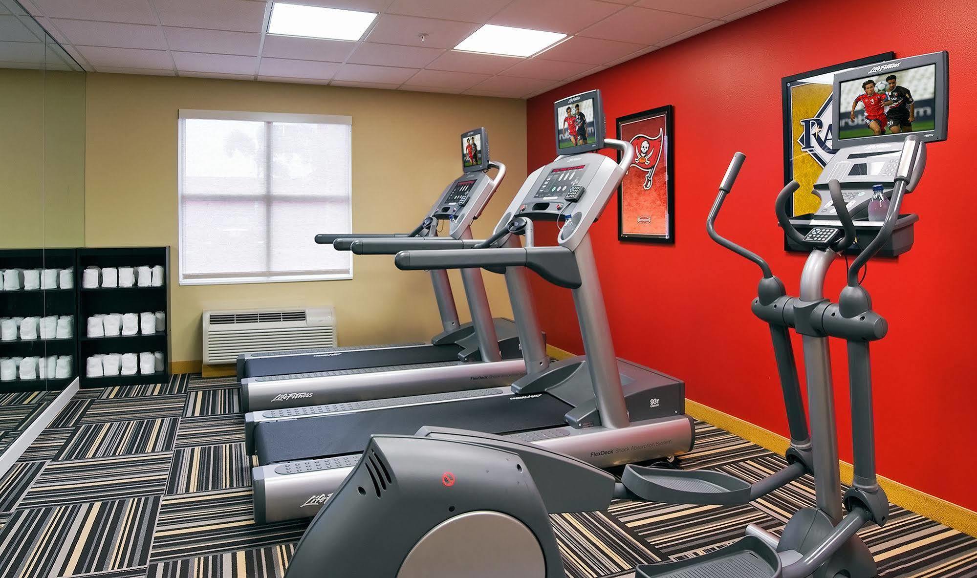 Hotel Towneplace Westshore/airport 3*