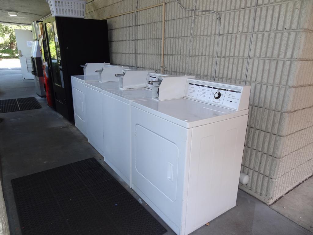 Econo - Clearwater Palm Harbor