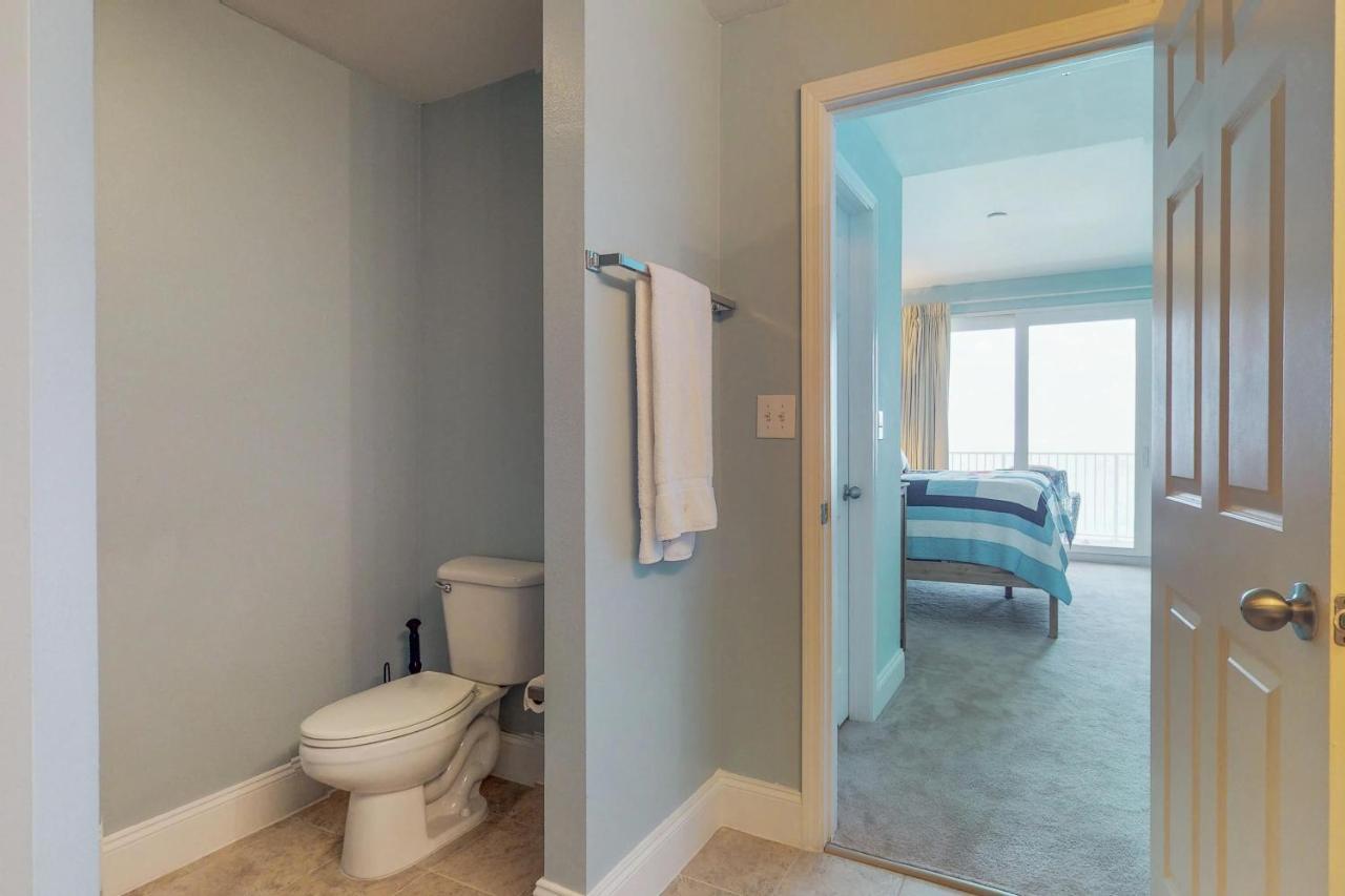 Apartment The Laketown Wharf *