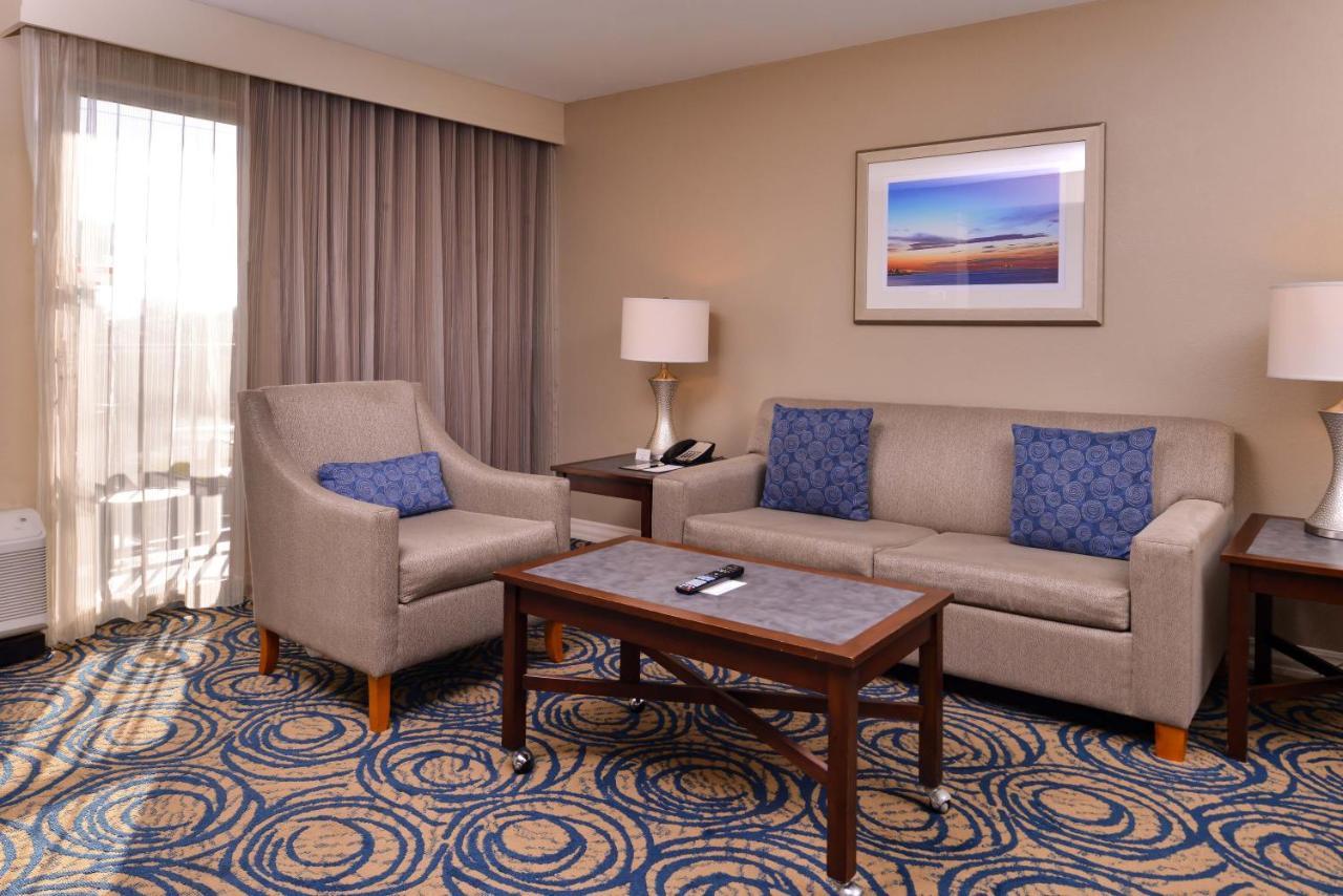 Doubletree By Hilton Airport-westshore 3* Tampa