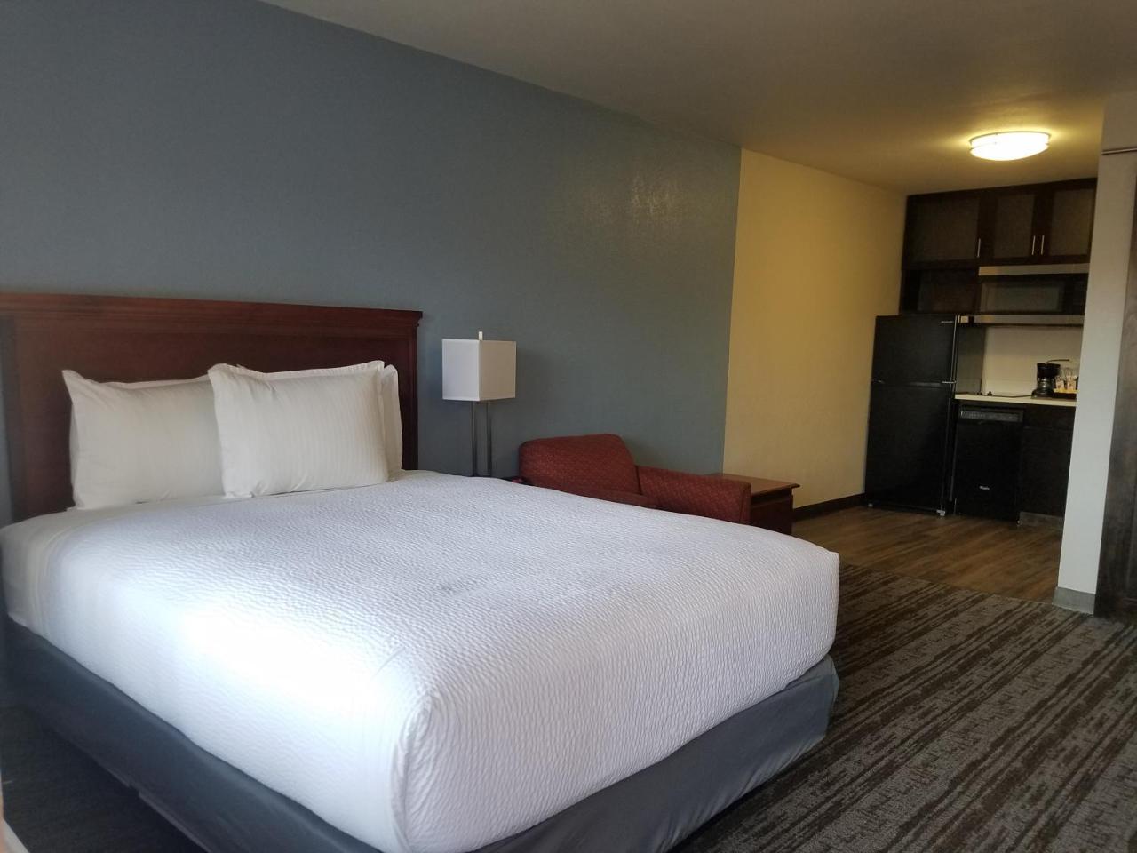 Hotel South & Tampa