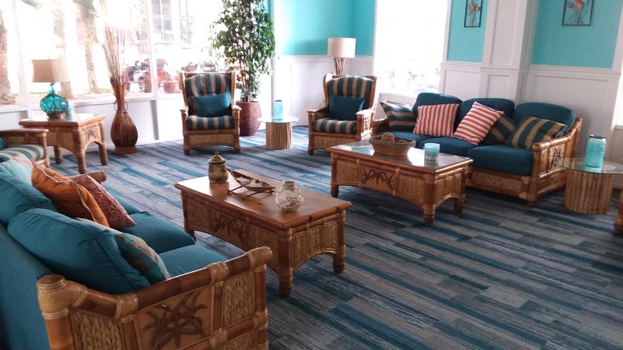 Hotel Fountain - Daytona