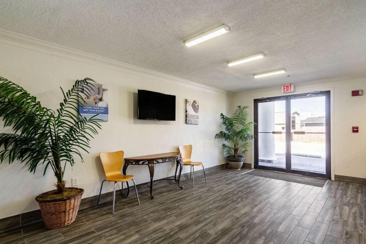 6 Pensacola, Fl