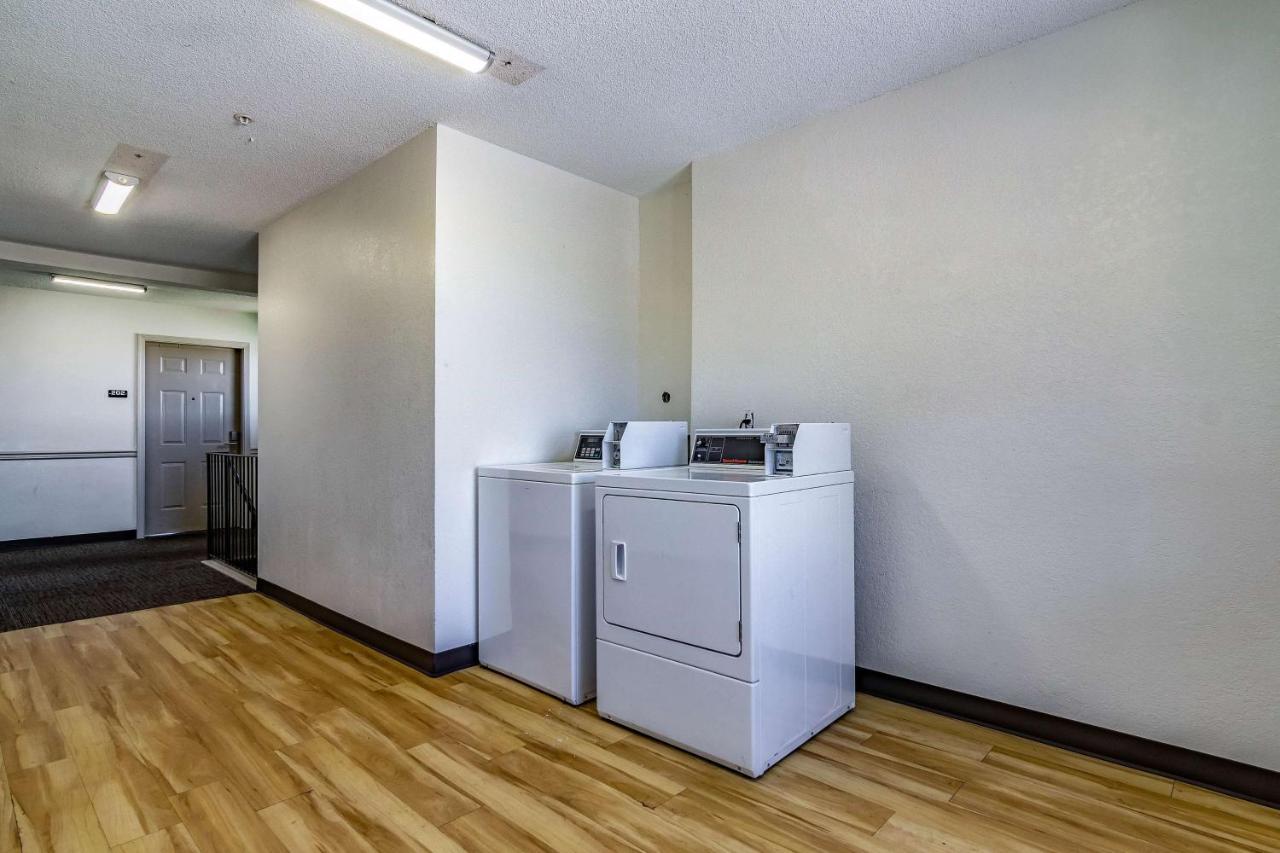 6 Pensacola, Fl 2* Pensacola
