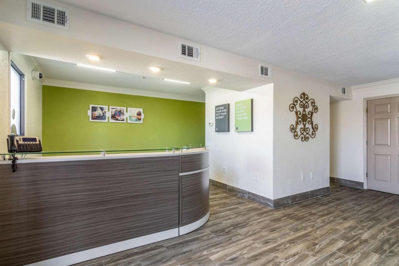 6 Pensacola, Fl 2* Pensacola