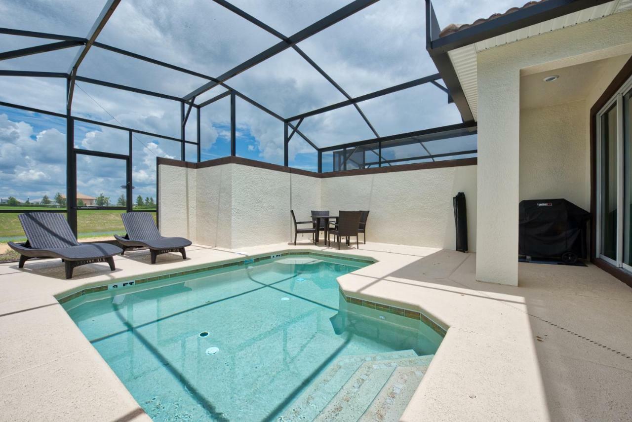 Modern With Private Pool Davenport
