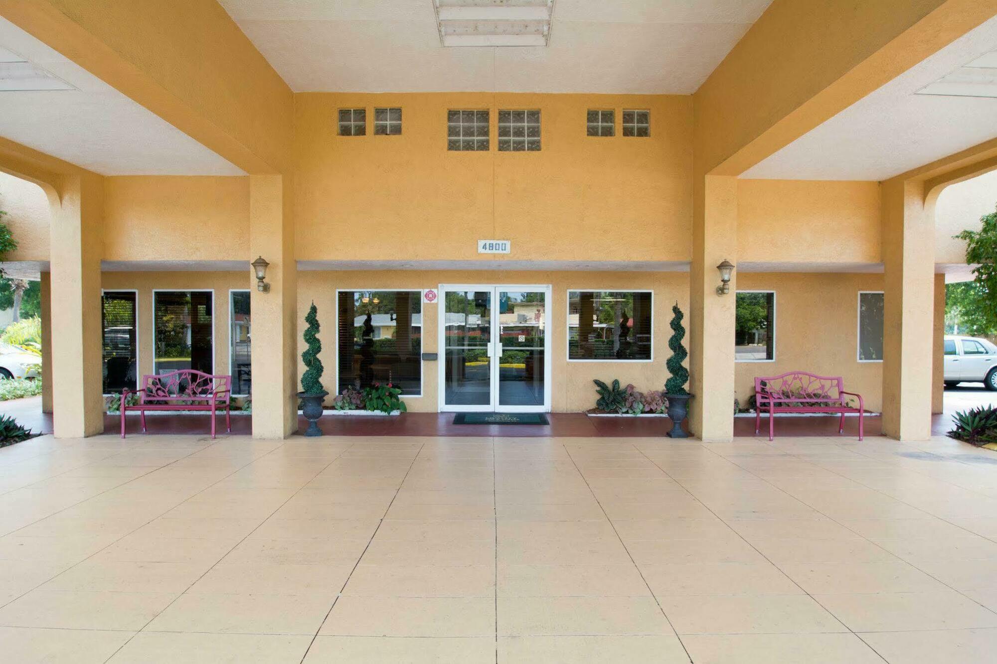 Inn Quality North Near Lido Key Sarasota