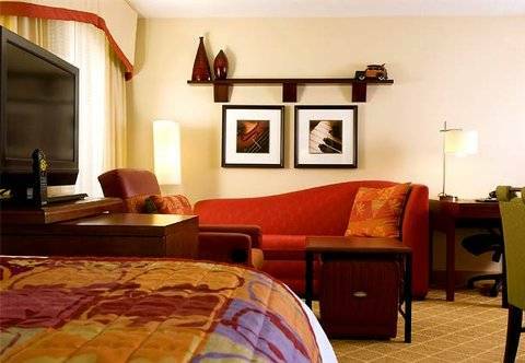 Airport Hotel 3*