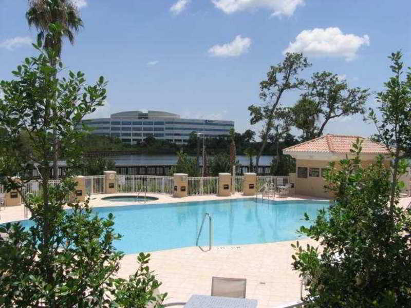 Hilton Carillon Park