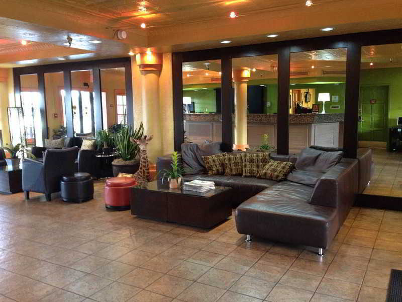 Hotel Red Roof &