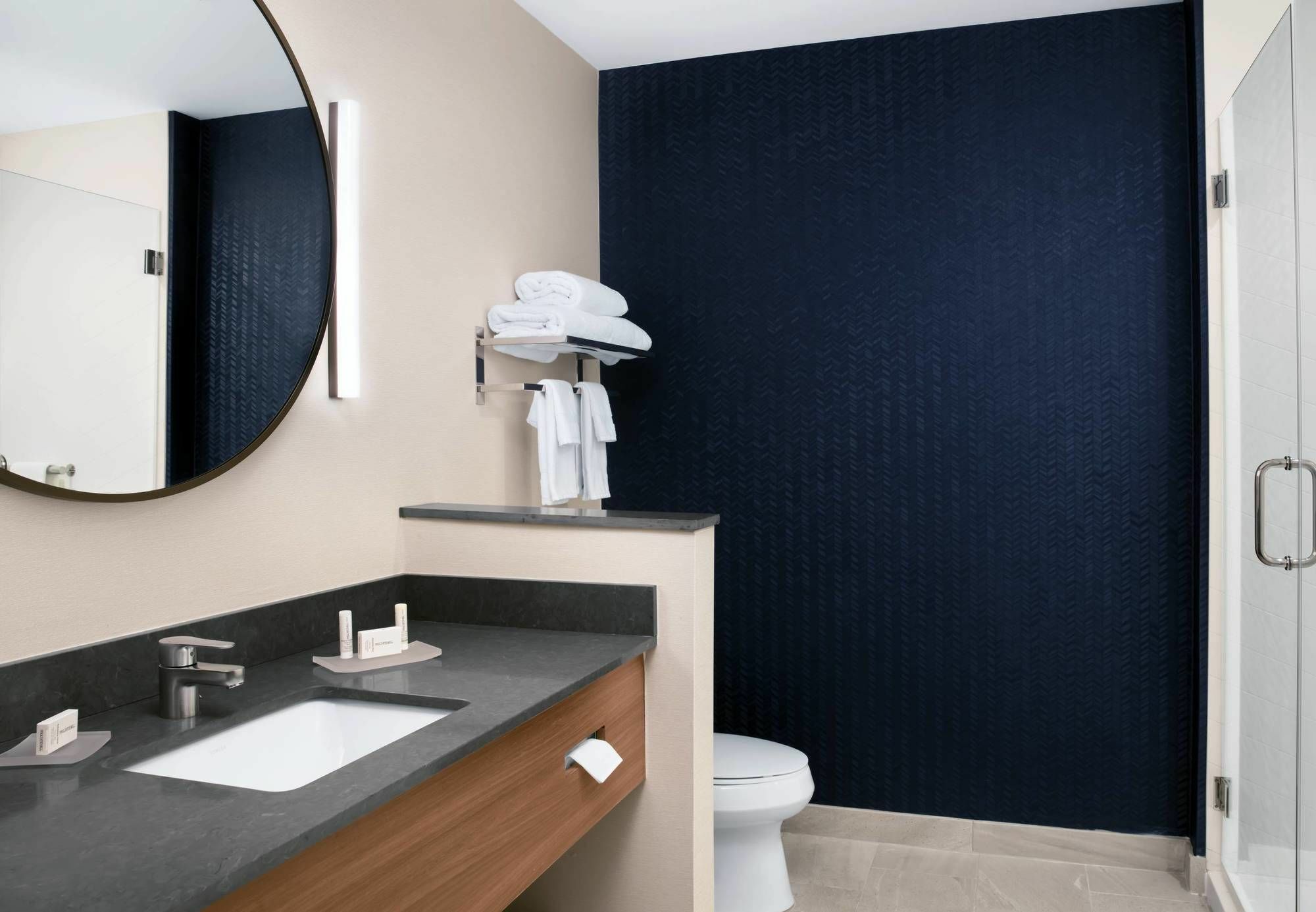 Fairfield & By Marriott Daytona Speedway/airport Hotel 3*