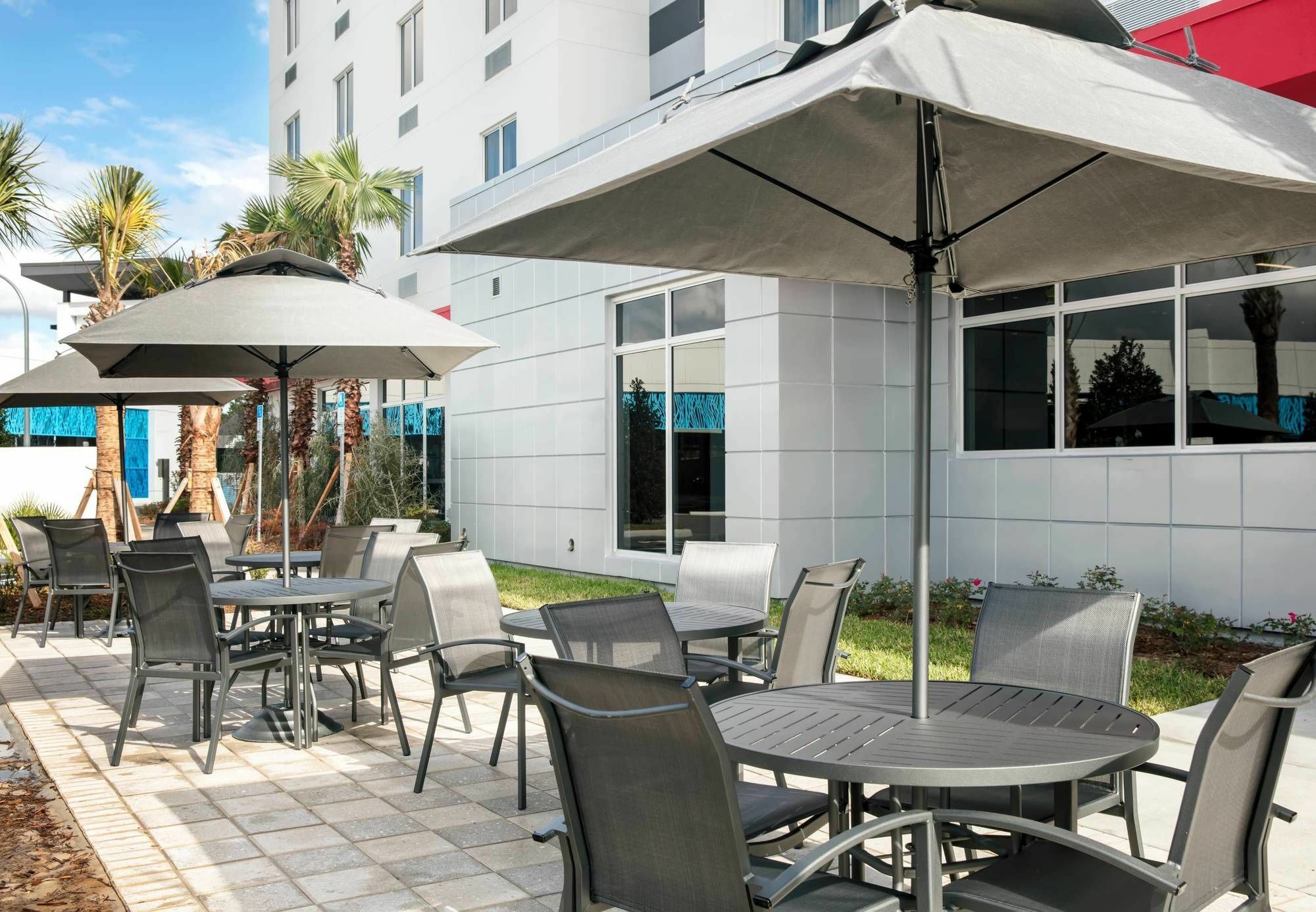Fairfield & By Marriott Daytona Speedway/airport