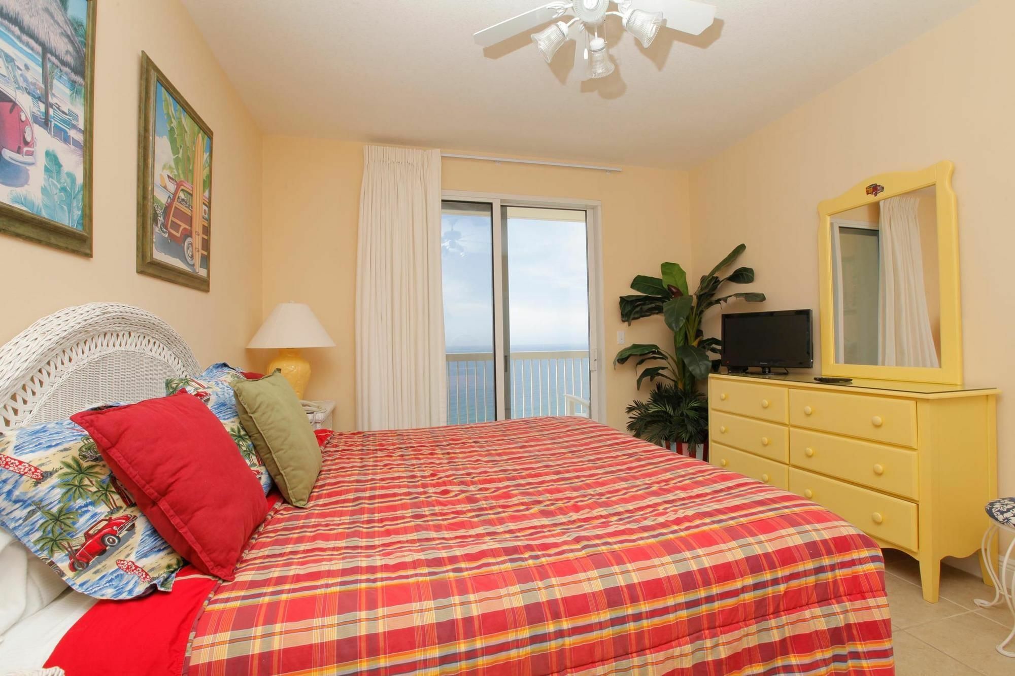 Celadon By Panhandle Getaways