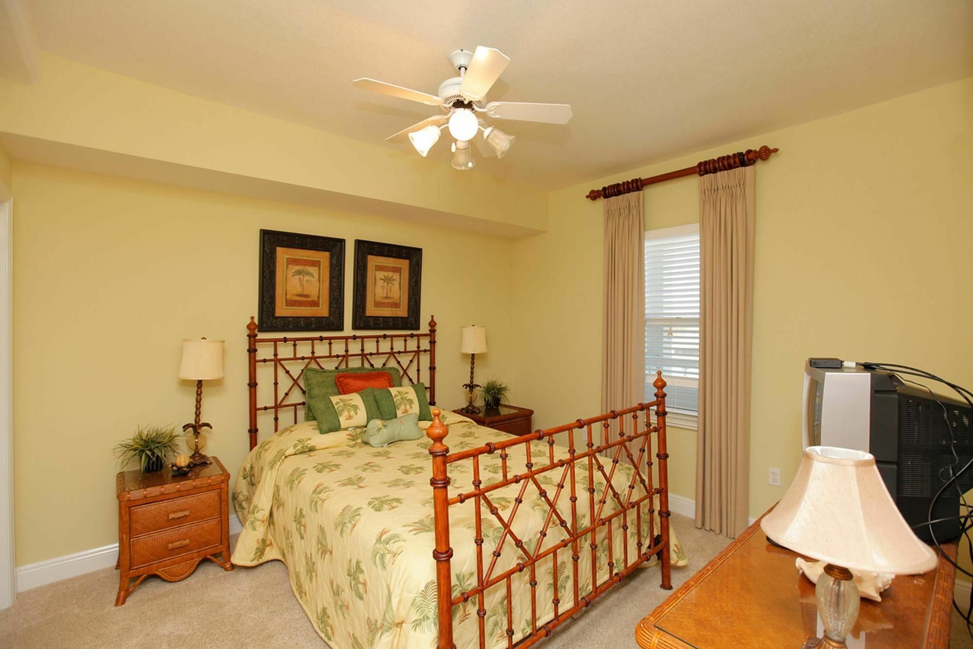 Celadon By Panhandle Getaways