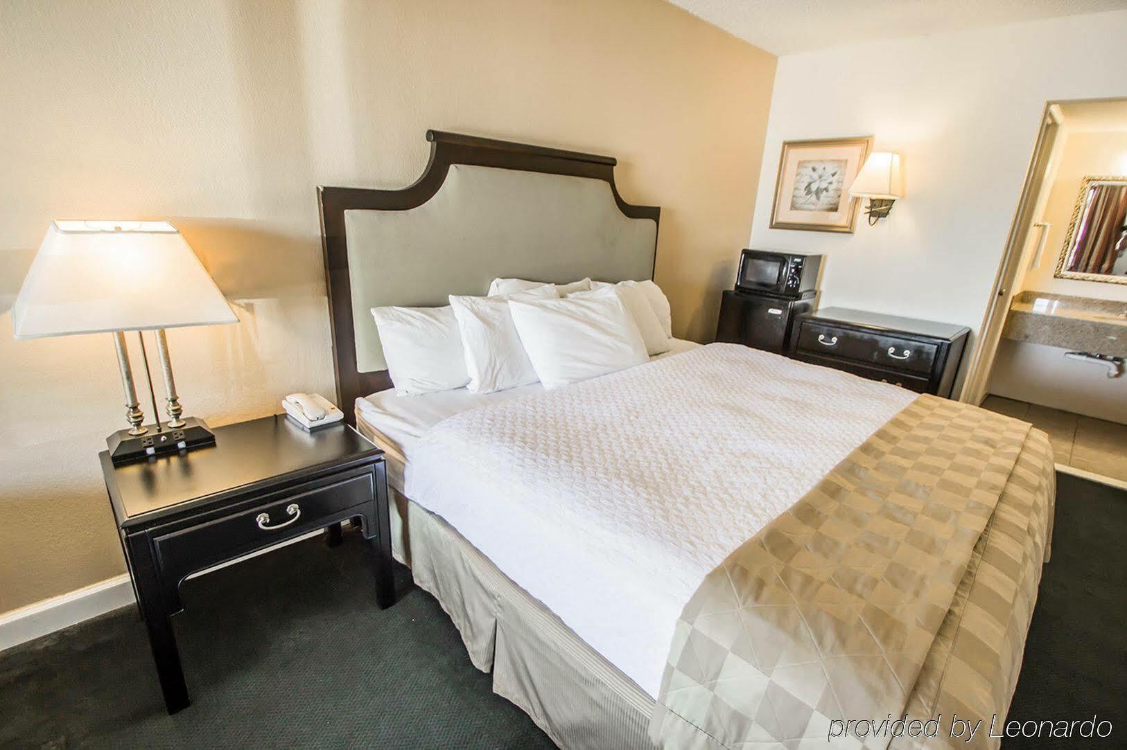 Belair Orlando Near Florida Mall Hotel 2*