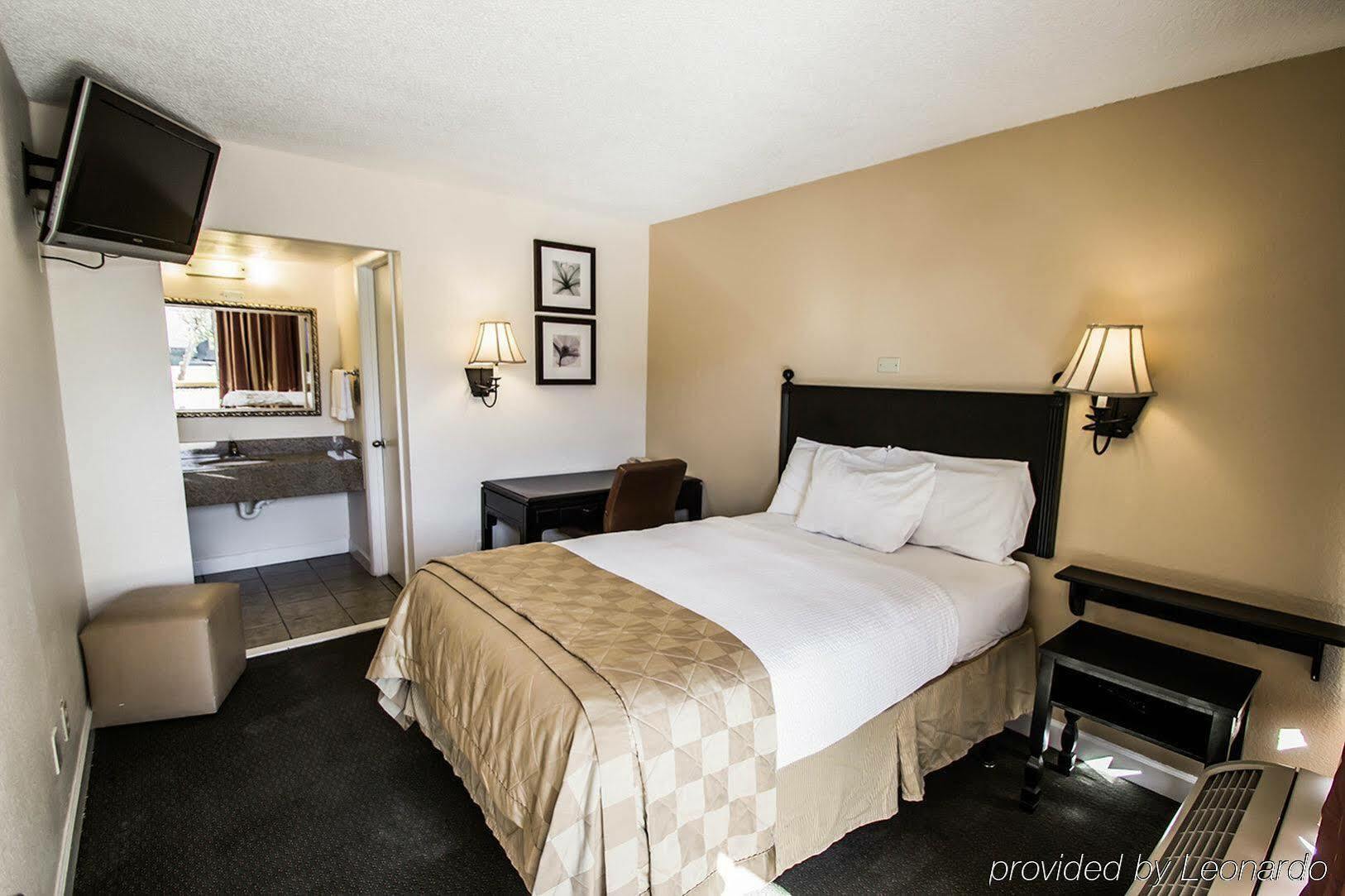 Belair Orlando Near Florida Mall 2*