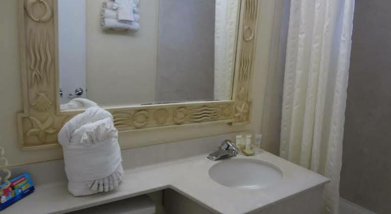 Hotel Super 8 Oceanfront Daytona Beach