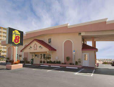 Hotel Super 8 Oceanfront