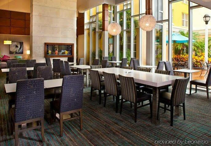 Hotel By Marriott Daytona Speedway/airport 3*