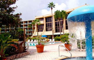 Ramada Downtown 2*