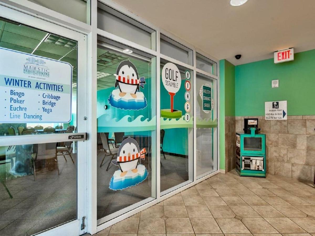 Majestic 505 With Reserved Parking On 3rd Floor Walk-over *