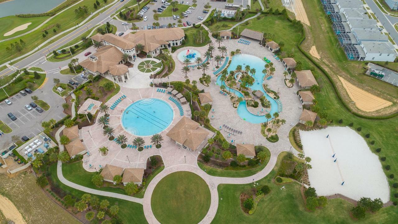 Villa Orlando 9024 Davenport