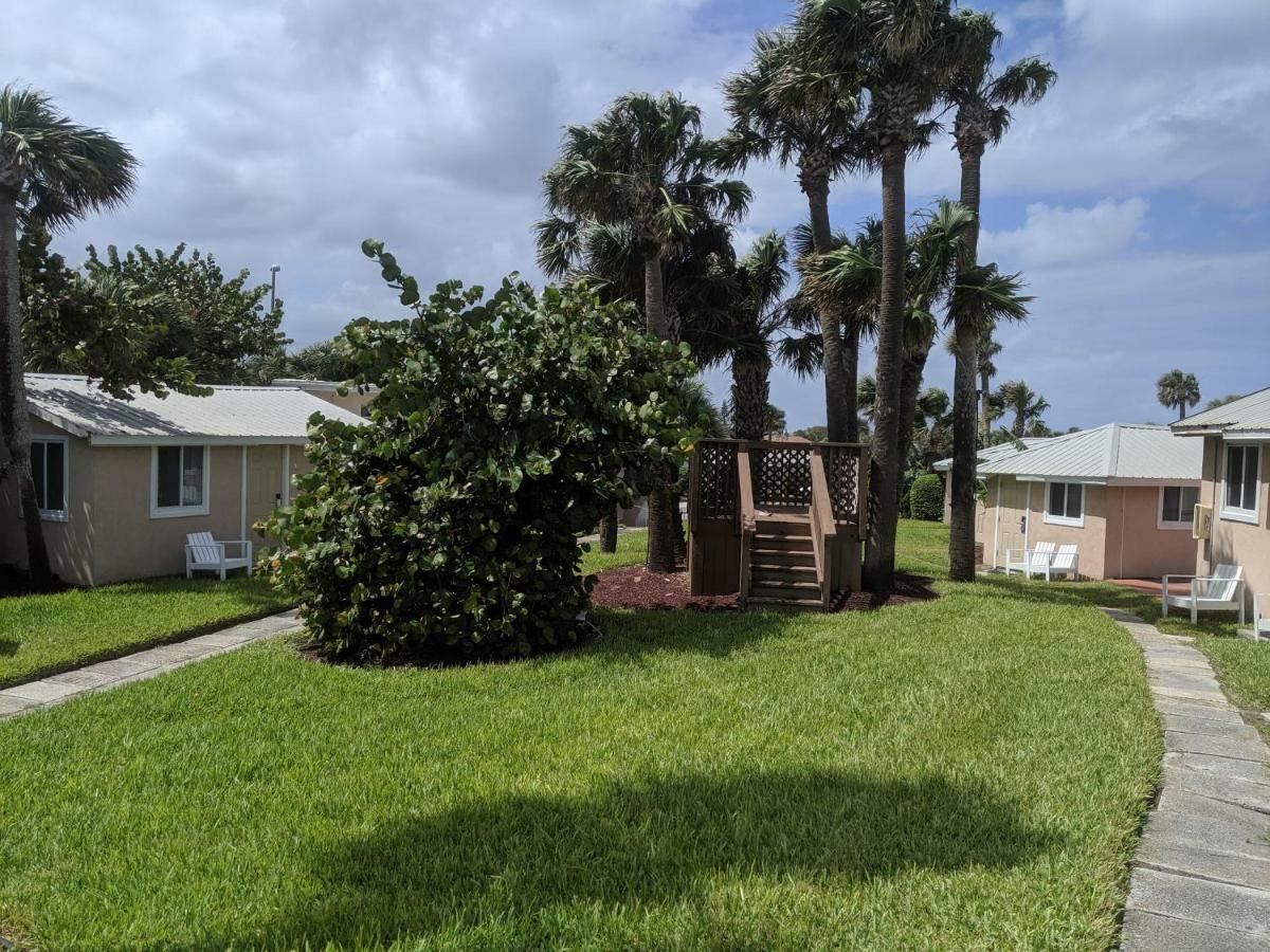 Shoreline & - Beachfront Hotel Daytona Beach