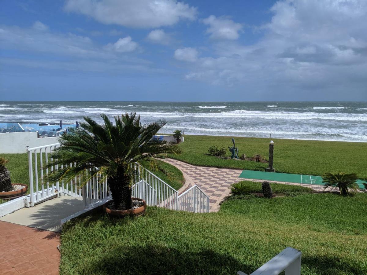 Hotel Shoreline & - Beachfront 2*