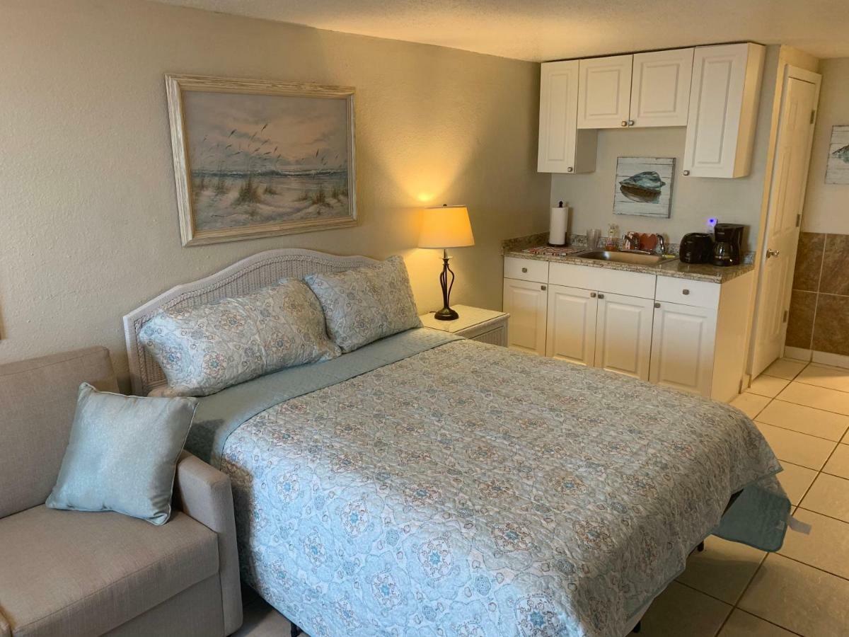 Hotel Pirates Cove Unit G22